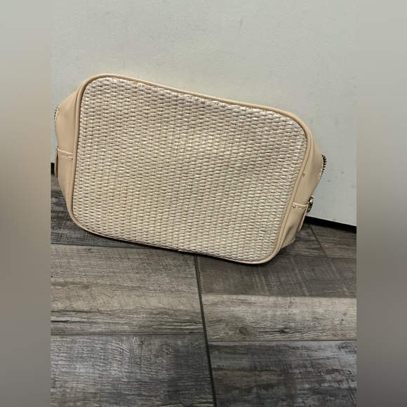 VERSACE PARFUME Cream Neutrals Woven Jute Gold Toned Hardware Makeup Bag 8X6.5X3 - Picture 7 of 7